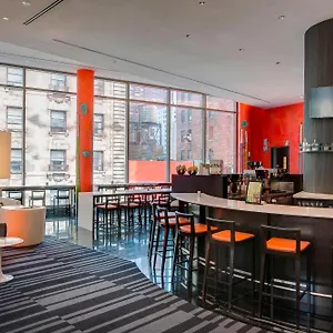 纽约曼哈顿/中央公园万豪万怡酒店 4* 纽约